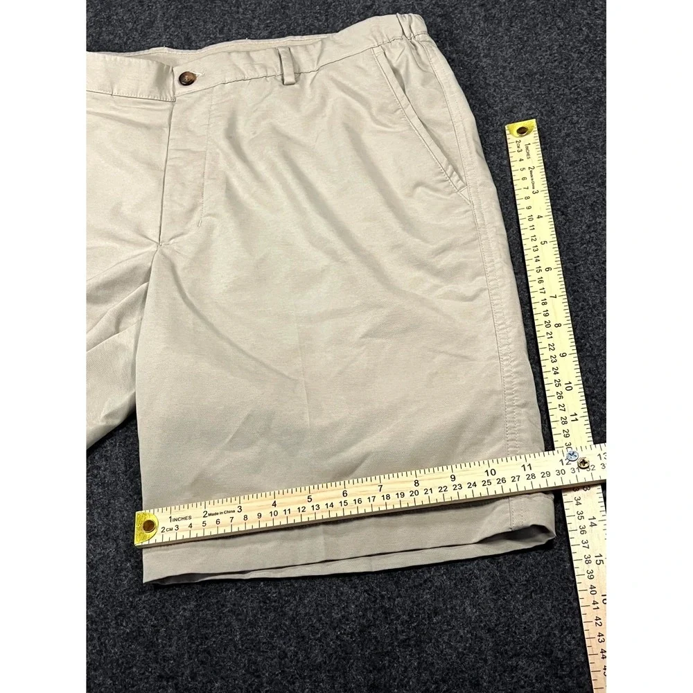 Greg Norman Golf Shorts Men 36 Beige Stretch Mid Rise Comfort Performance Casual